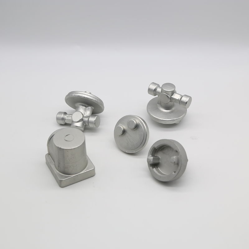 Parties forgées en acier allié et en aluminium de haute précision coulées pour les besoins du client